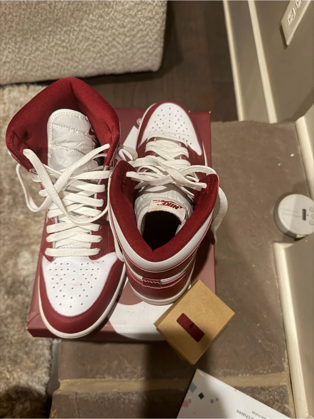 Nike Air Jordan 1 Retro High OG White/Team Red Box Label